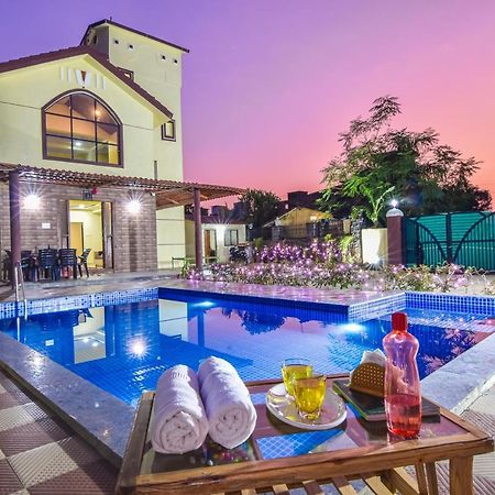 Lifeline Villas - Mountain View 3Bhk Big Pool Villa With Baby Pool Lonavala Exterior photo